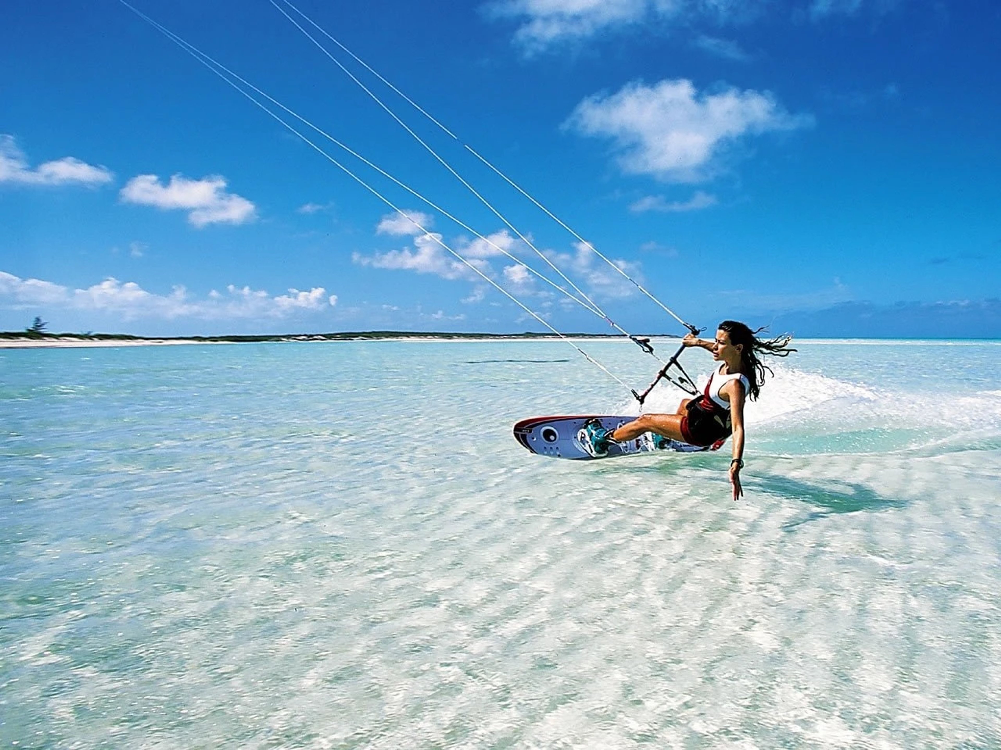 ROAR Luxury Destinations Seychelles Kite Surfing