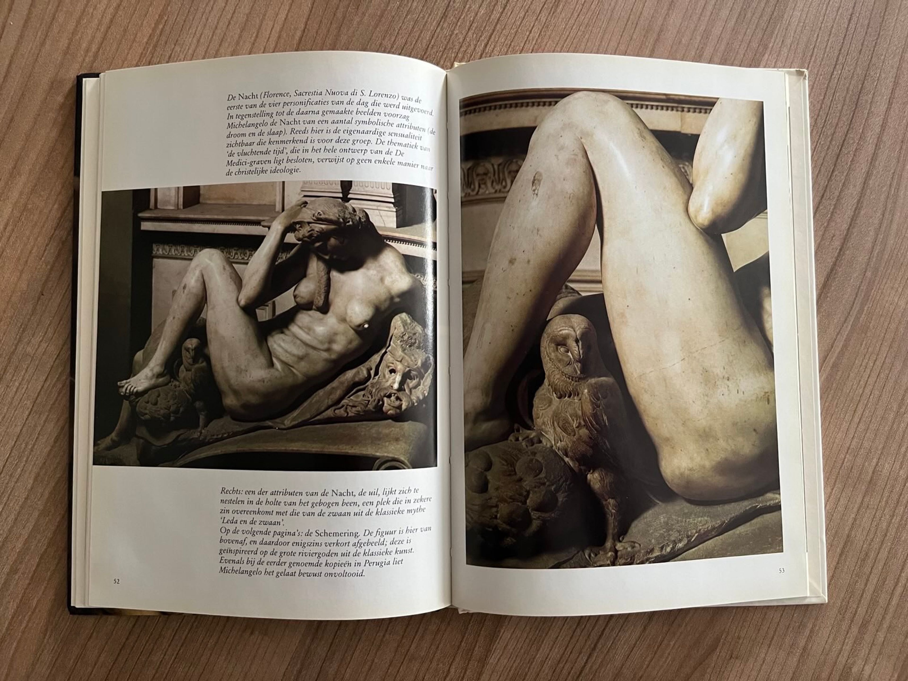 Het boekje De beeldhouwer Michelangelo, dat Terry van Druten op zijn 15de kocht.