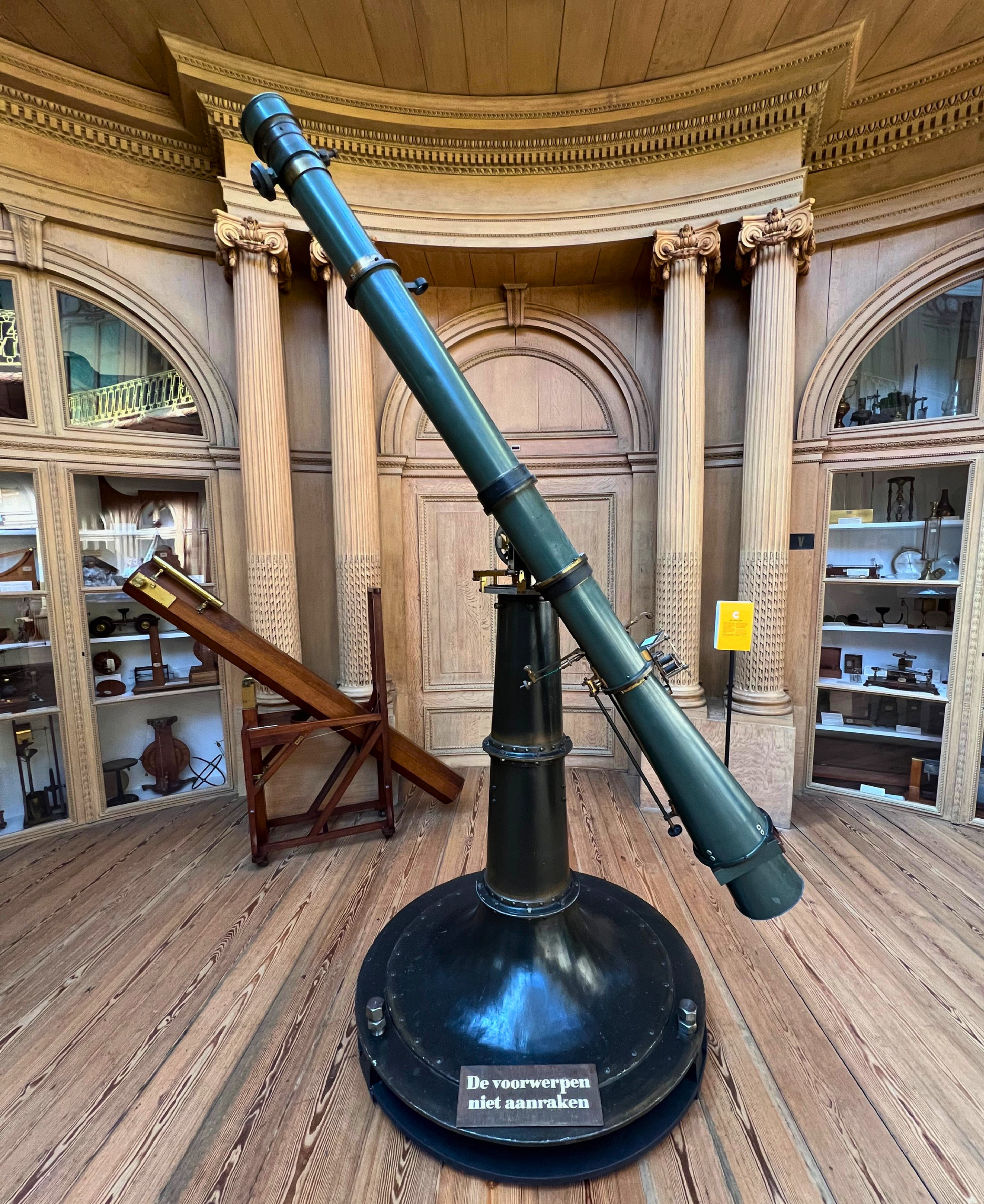 J.H. Dallmeyer, Londen (kijker), H. Olland, Utrecht (voet), 1874.