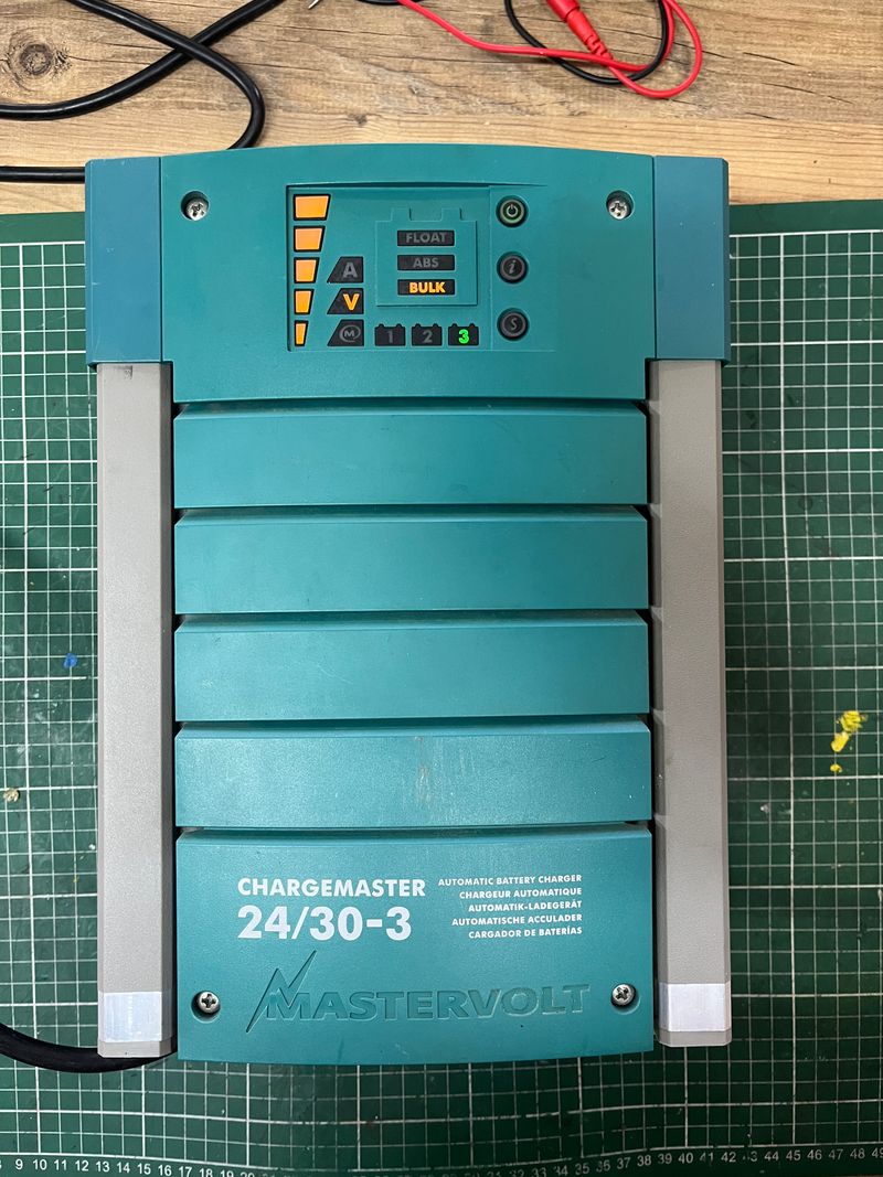 Mastervolt ChargeMaster 24/30-3 Akü Şarj Cihazı Tamiri | Brusa Elektronik ve Otomasyon - TAMİR SONRASI (TAMAMLANDI)