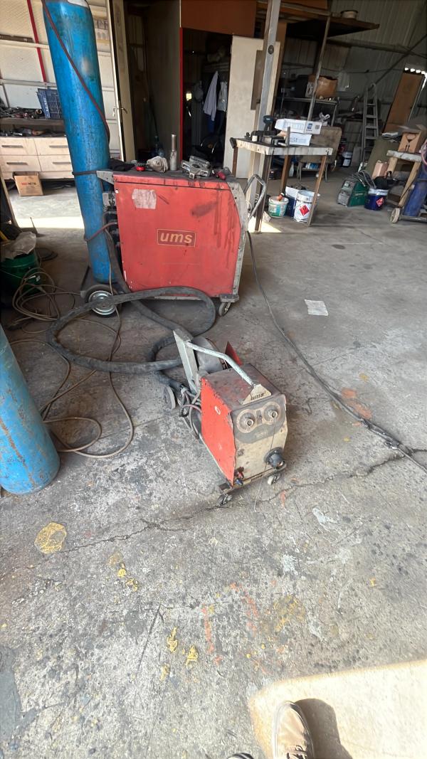 UMS 600A GAZ ALTI KAYNAK MAKİNESİ
