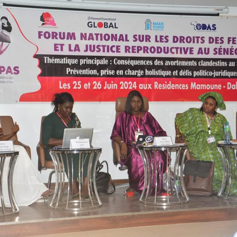 PAS À PAS : VERS UNE JUSTICE REPRODUCTIVE AU SENEGAL