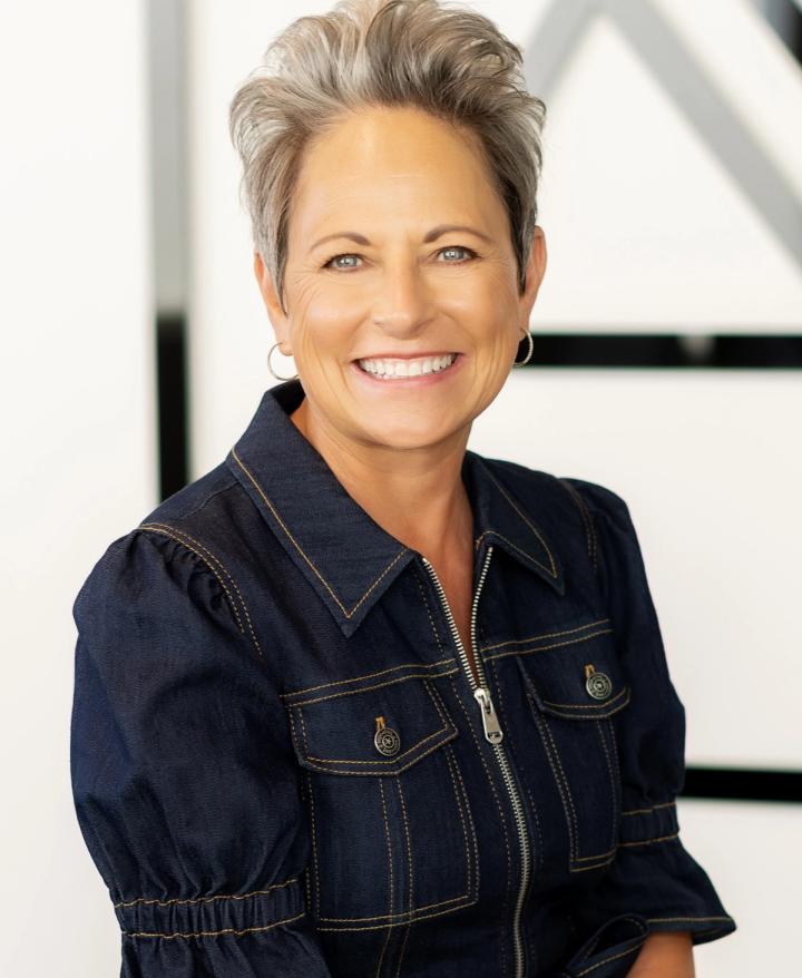 Stephanie Altdoerffer, Global Real Estate Advisor at The Noble Agency
