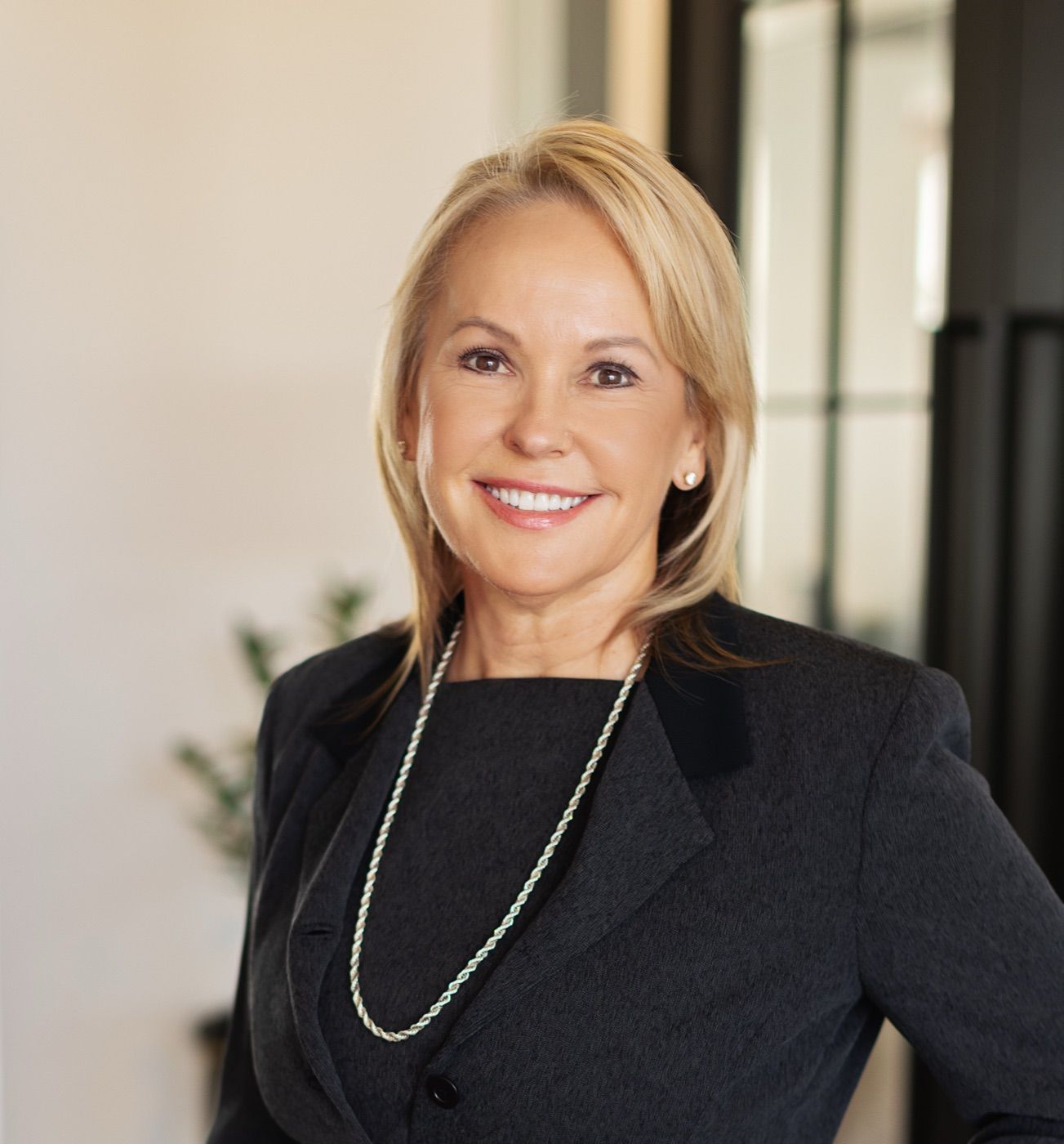 Welcome, Susan Talarico, Associate Broker