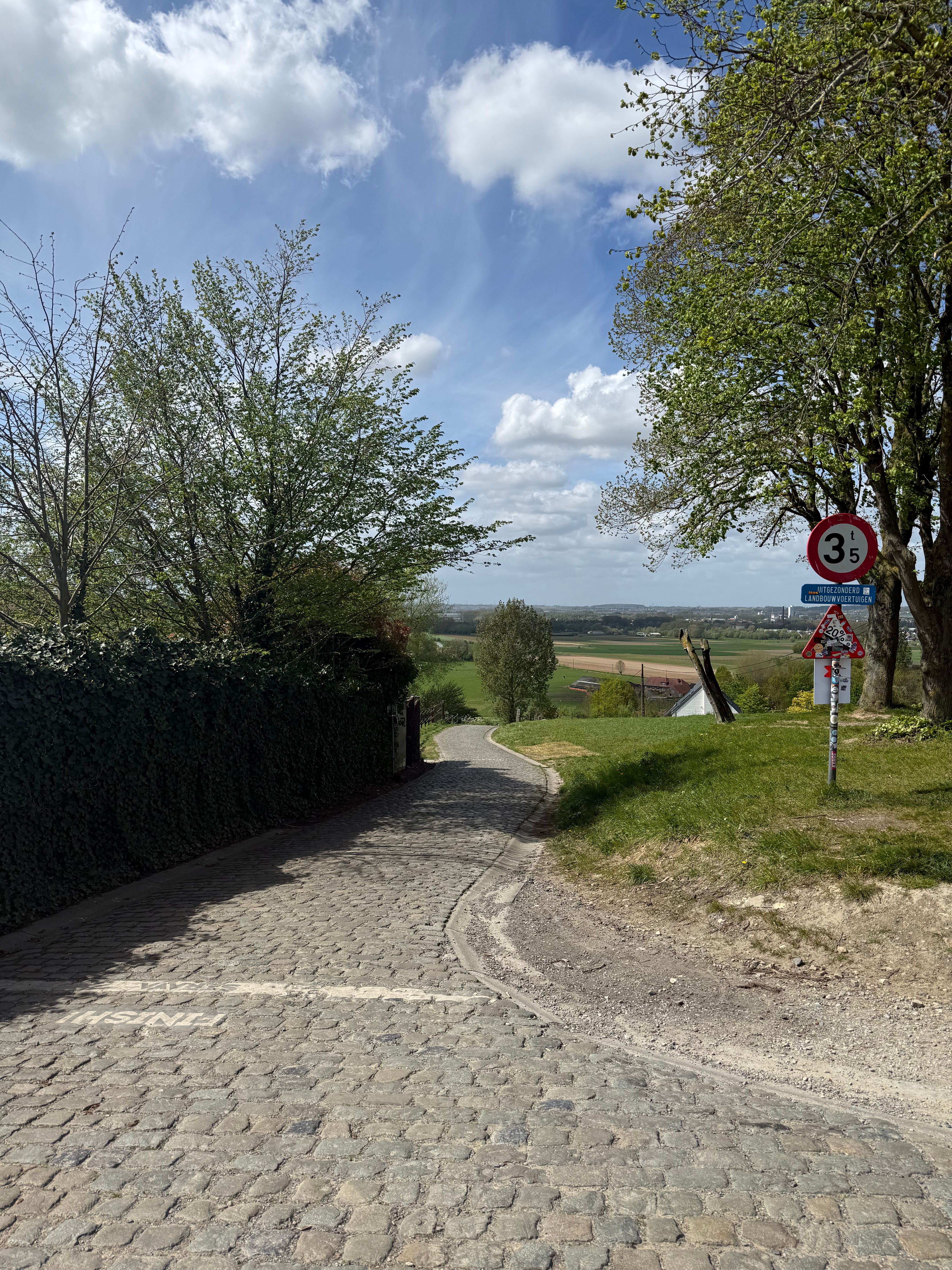 Cobbled Climb