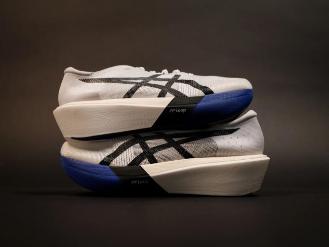 ASICS METASPEED SKY Shoes stacked