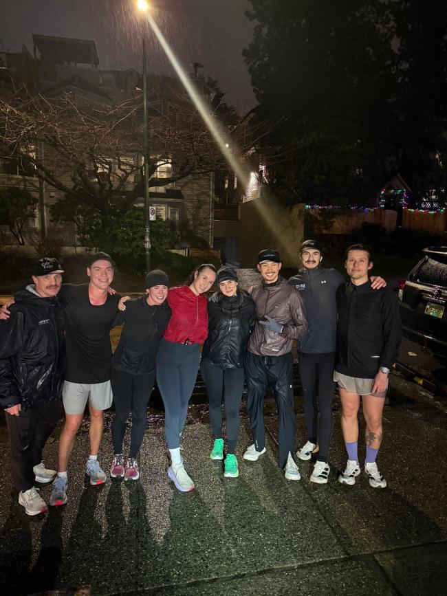 Nika with last runners of the day