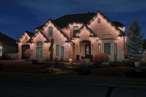 Permanent Holiday Lighting