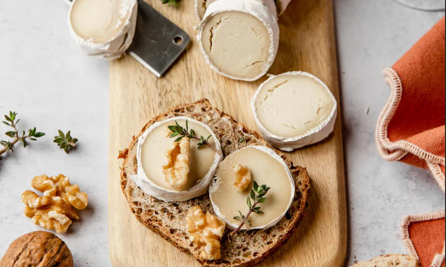 Fransk ost på brød