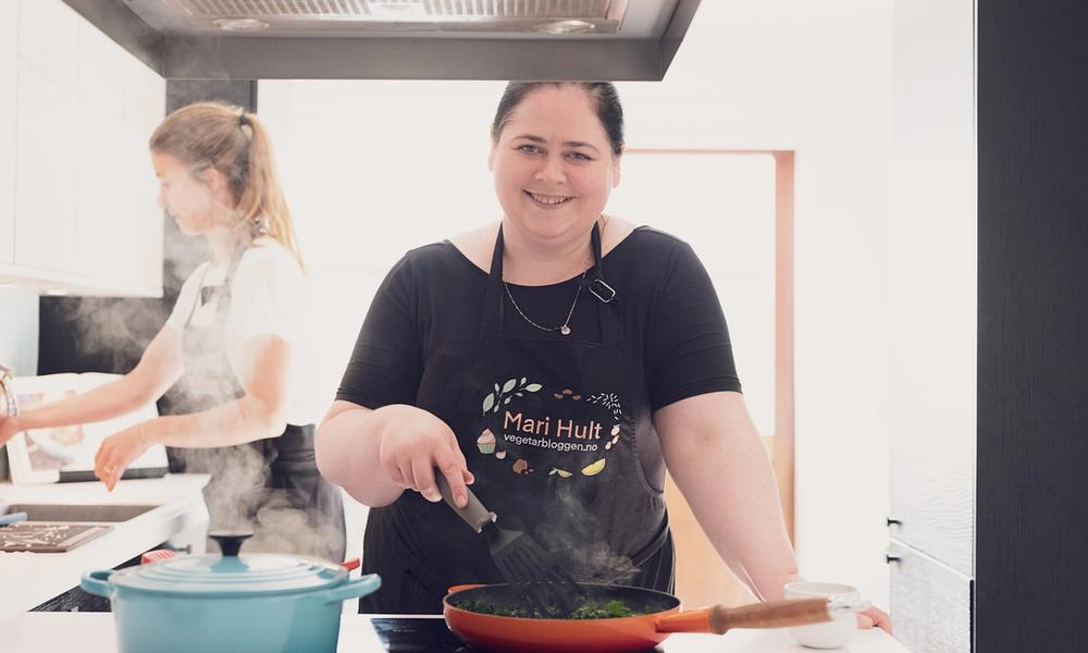 Bilde av Mari Hult fra Vegetarbloggen over grytene. Foto: Tord Paulsen