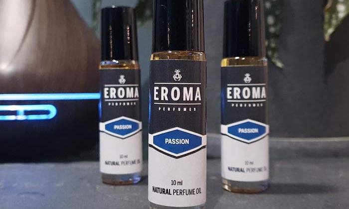 Bilde av tre flasker med perfume