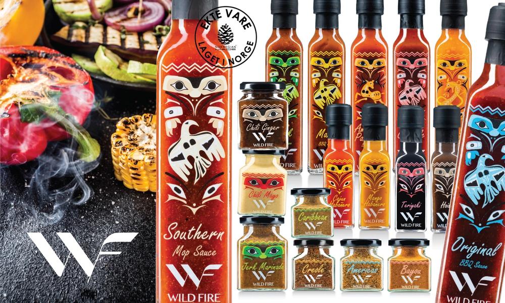 Sauser i glassflasker med mange ulike smaker og farger. Til venstre ser vi grillet paprika, maiskolber og løk.