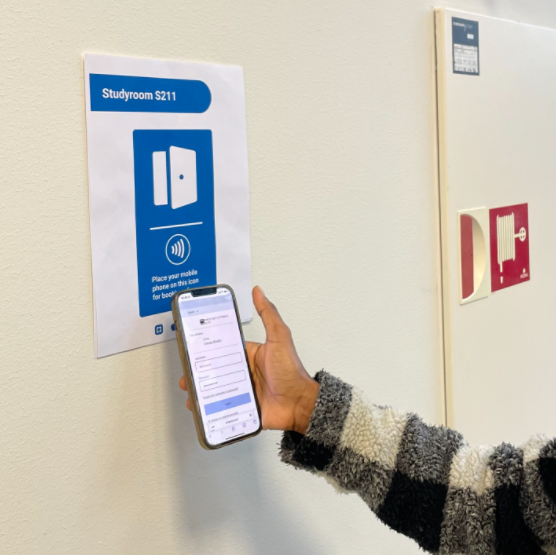 Web of Things - “Smart Campus for smart people - NFC poster”