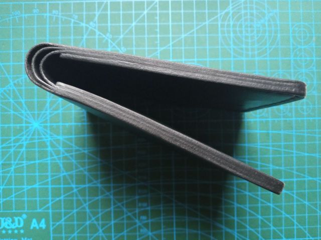 Шкіряний гаманець біфолд з тисненням імені (темно-коричневий)