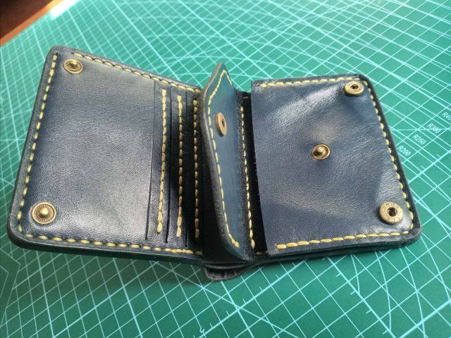 Coppia di portafogli in pelle (lui/lei) con nome e portamonete