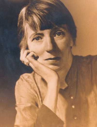 Margery-Williams-author-of-The-Velveteen-Rabbit.jpg
