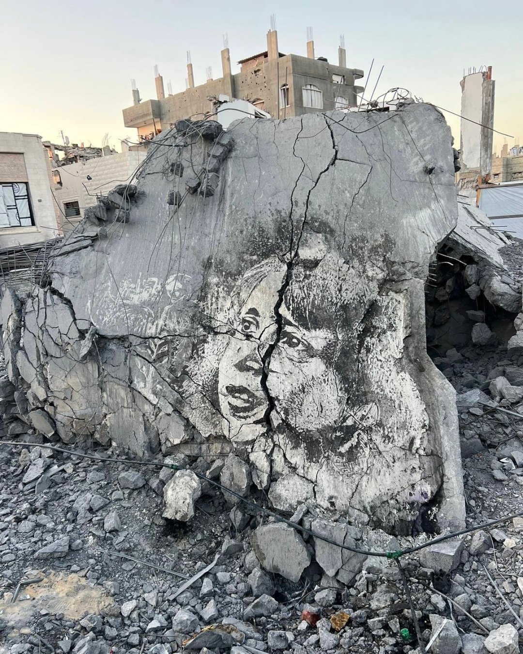 Mohammed Al-Deiri, Childhood Suspended Between Dream and Rubble, 2025