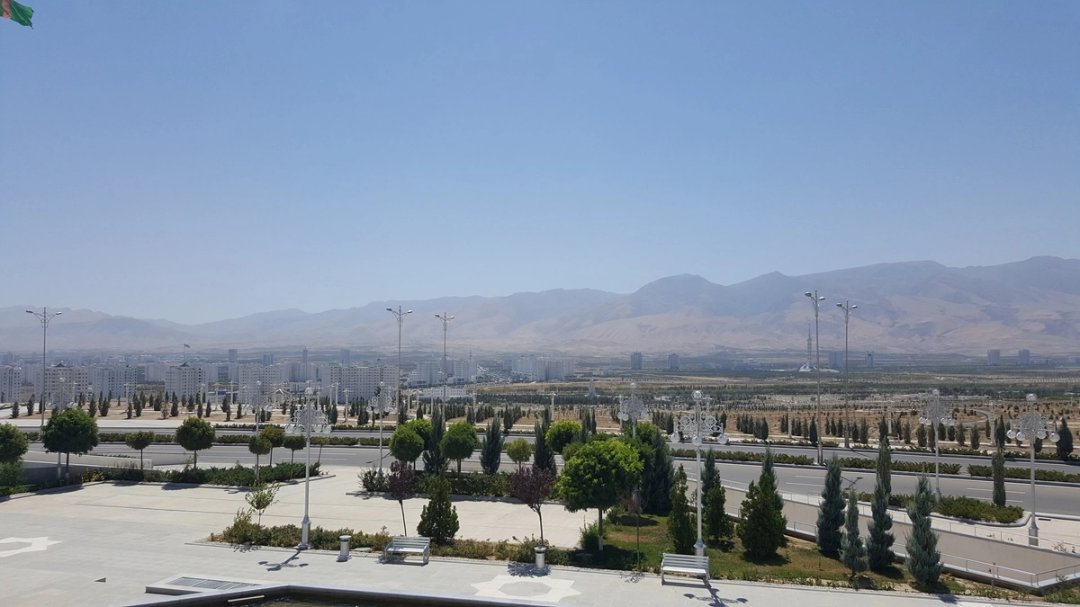 Ashgabat: the white marble city with nobody in it