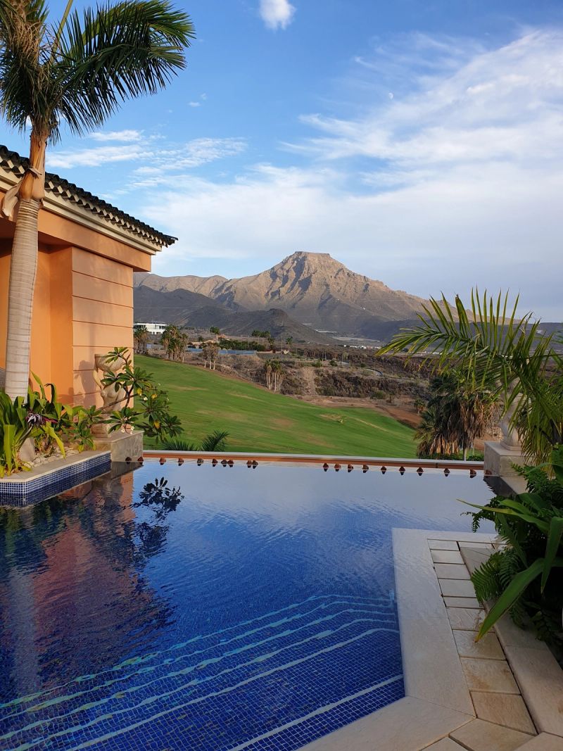 Winter sun in Europe: the Canaries in January