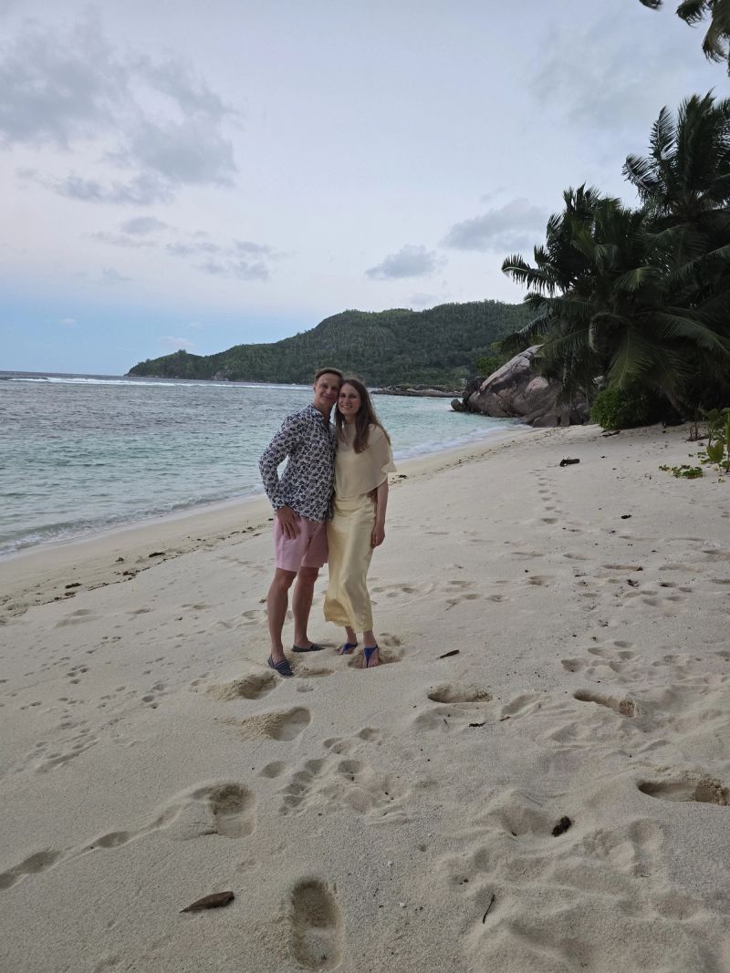 A barefoot beach dinner, the surprise that closed our Seychelles trip