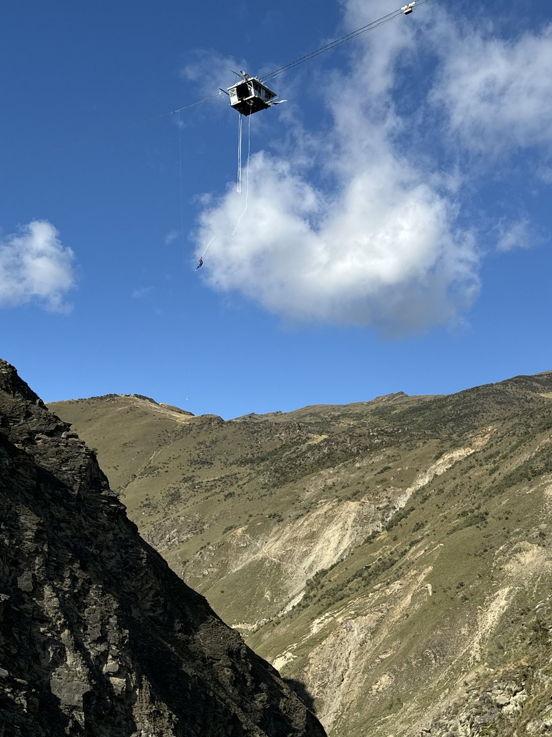The Nevis: bungy first, then the swing