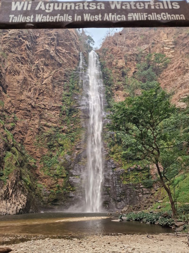 Wli Falls, and the one that was dry