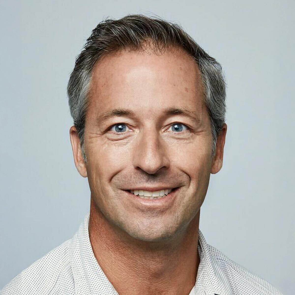Laurence Tosi, Managing Partner & Founder