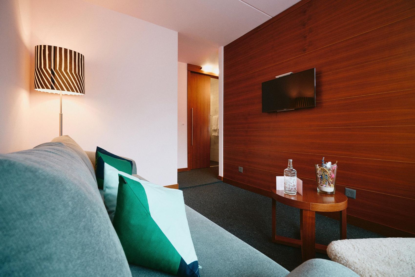 signinahotel - image 3