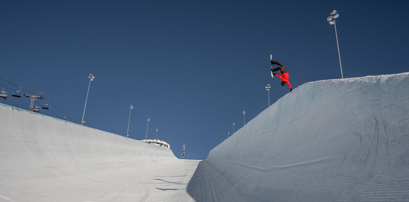 Jonas in der Superpipe