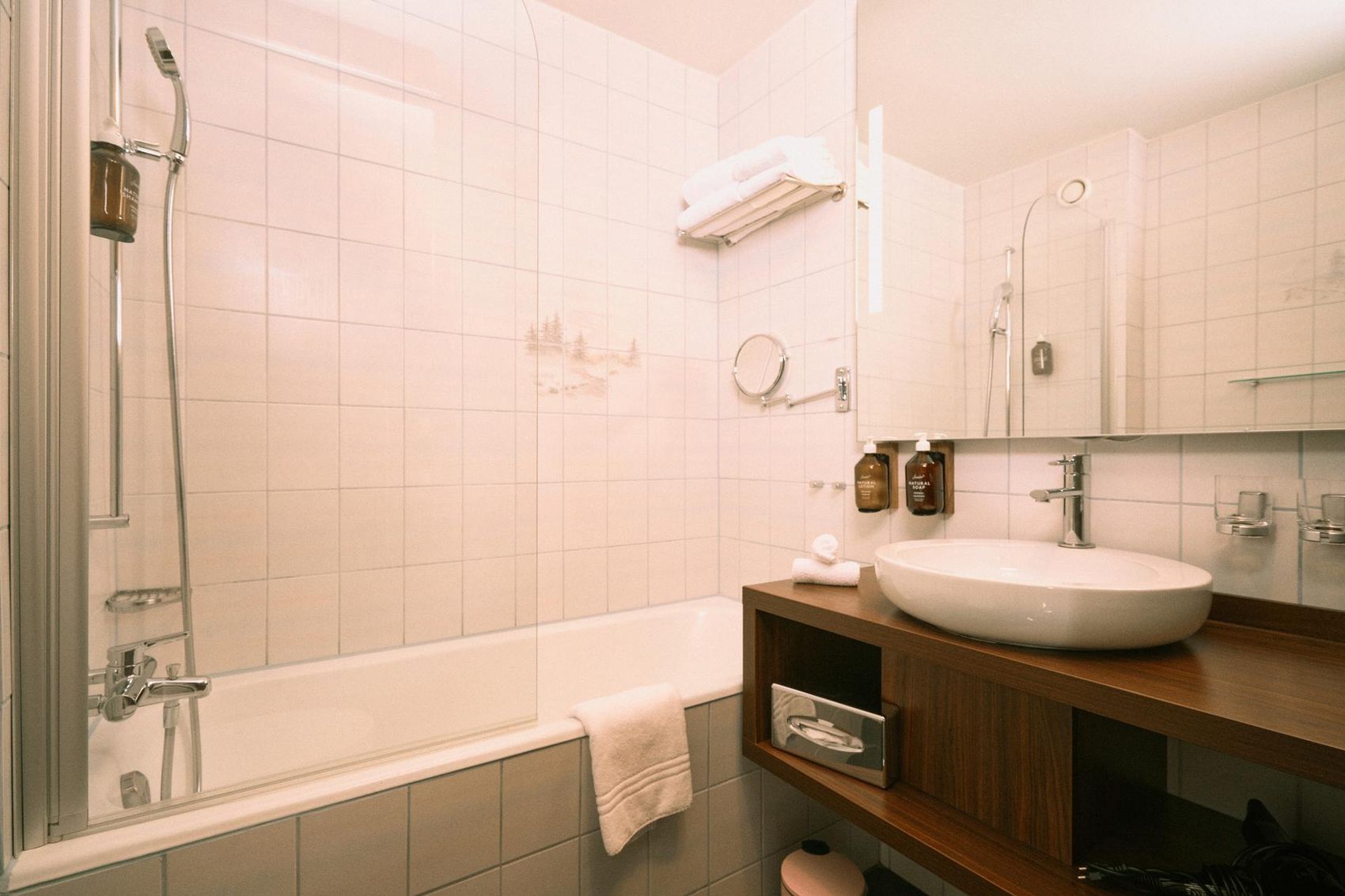 signinahotel - image 4