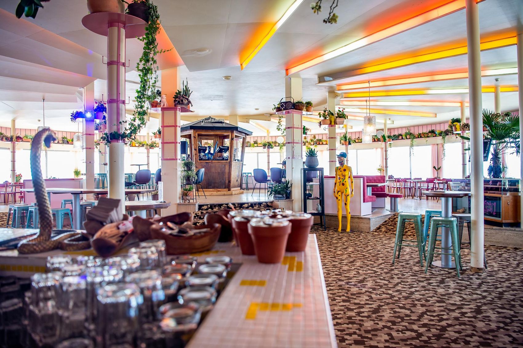 Galaaxy Main Station - image 2