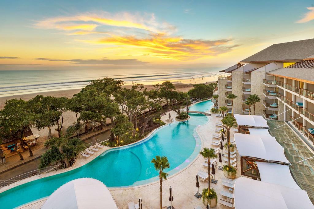 investing in luxury hotels