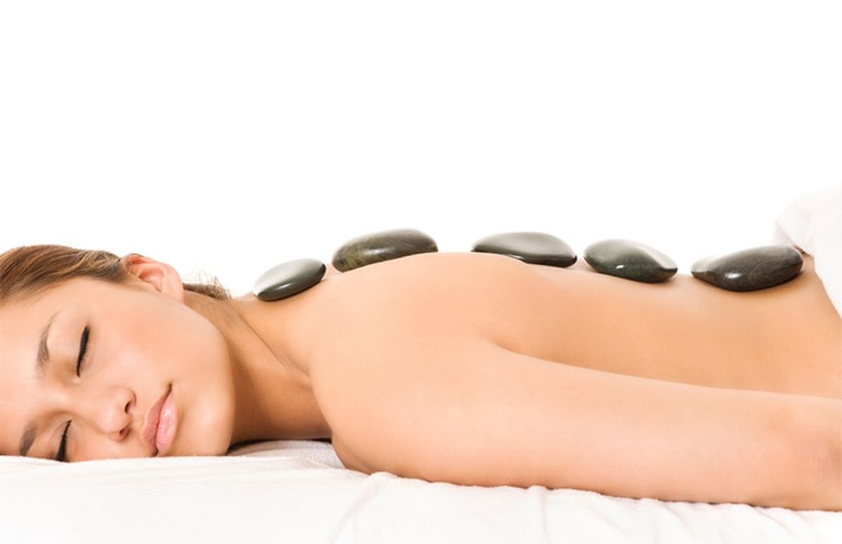 Warm stones massage - Espace spa bali