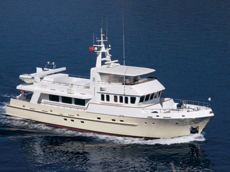 Belle Isle expedition yacht