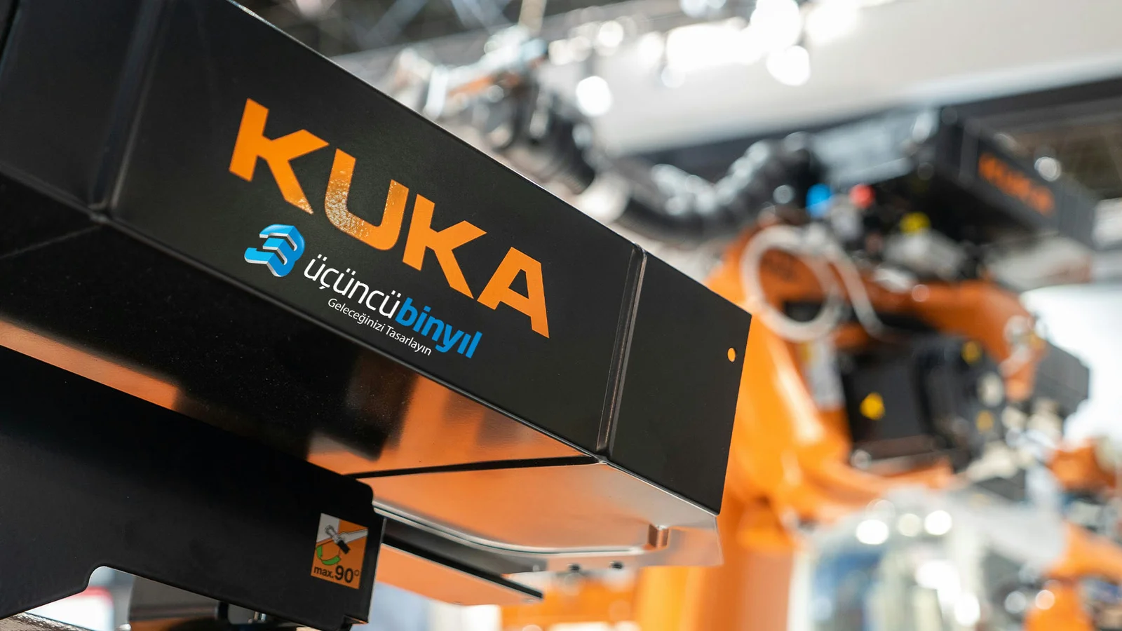 Endüstriyel Robotların Programlanması ve Kontrol Sistemleri