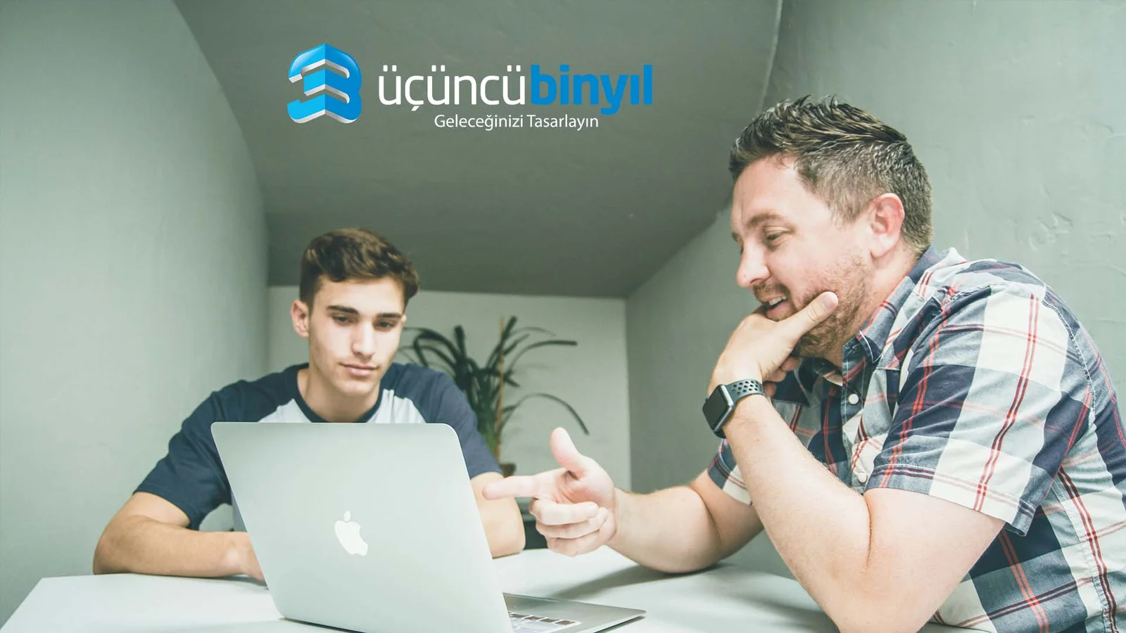 Yazılım Eğitimlerinde Hangi Kurs Size Göre?