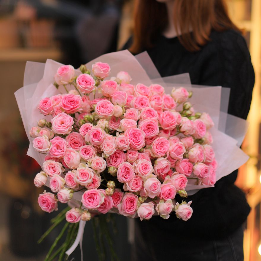 50 pink Spray Roses