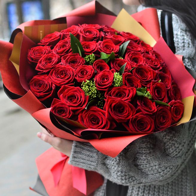 Bouquet of red 50 roses