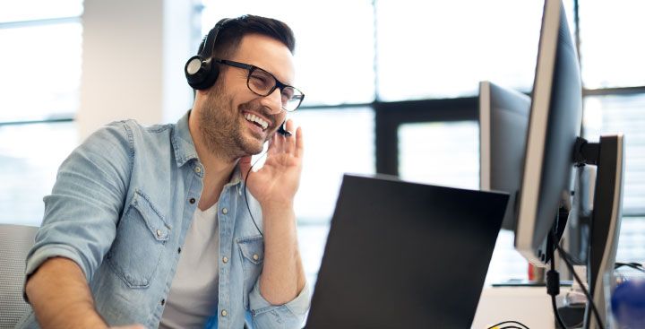 Call centre worker