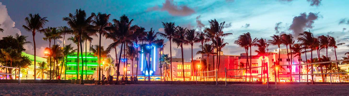 Hotels & restaurants in Miami beach at sunset