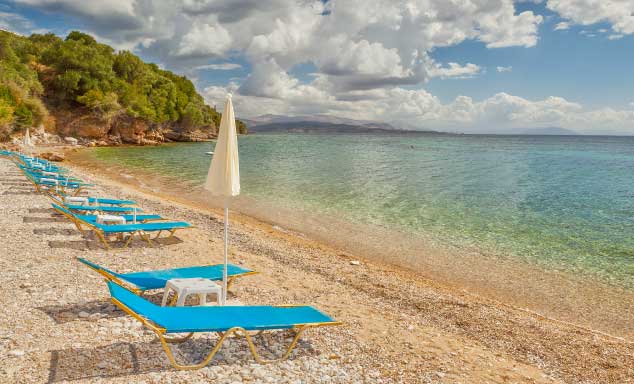 Sunbeds on a beach in Corgu
