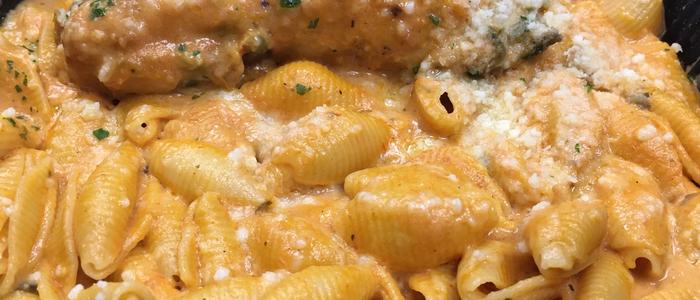 Pasta with Chicken and Sauce