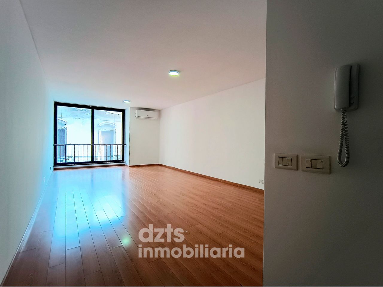 AMPLIO MONOAMBIENTE DIVISIBLE | DESTINO PROFESIONAL O VIVIENDA - Imagen 1