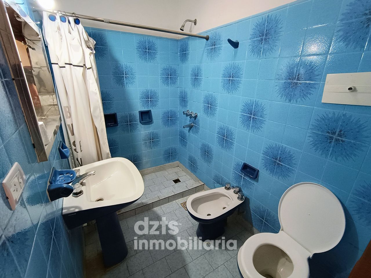 CASA EN GRANADERO BAIGORRIA - Imagen 18