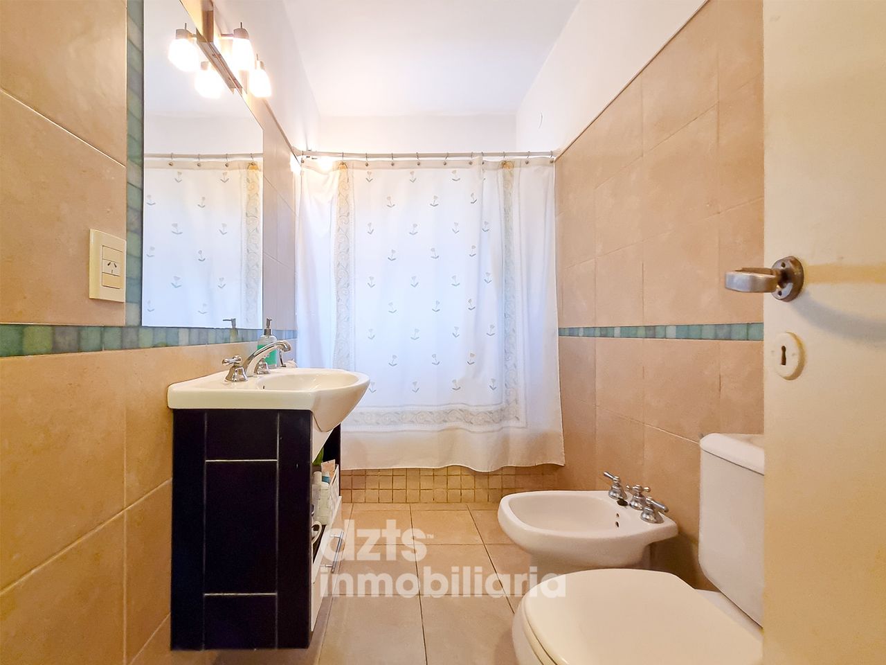 CASA 3 DORMITORIOS EN LA FLORIDA - Imagen 18