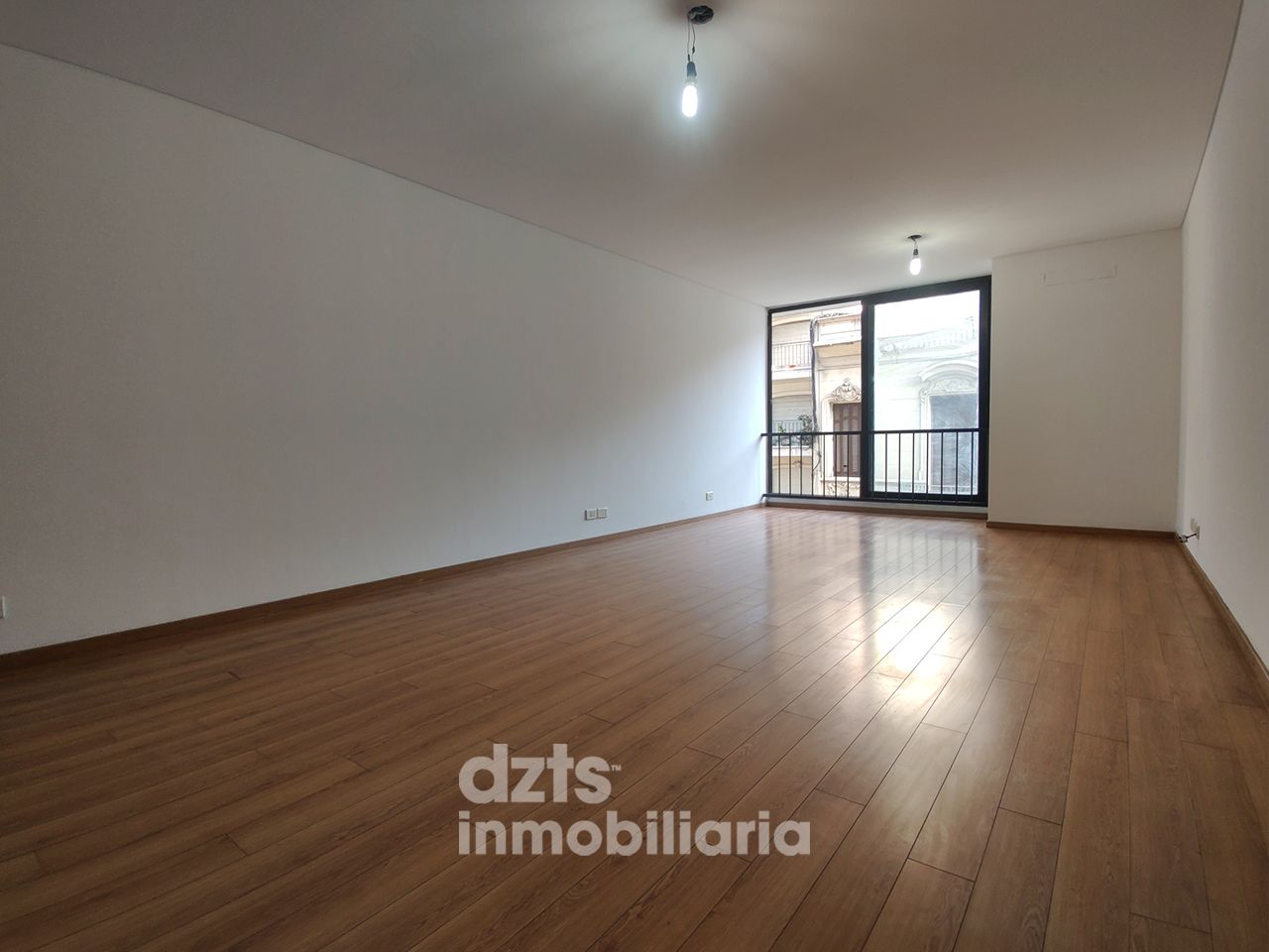 MONOAMBIENTE DIVISIBLE | DESTINO PROFESIONAL O VIVIENDA - Imagen 2