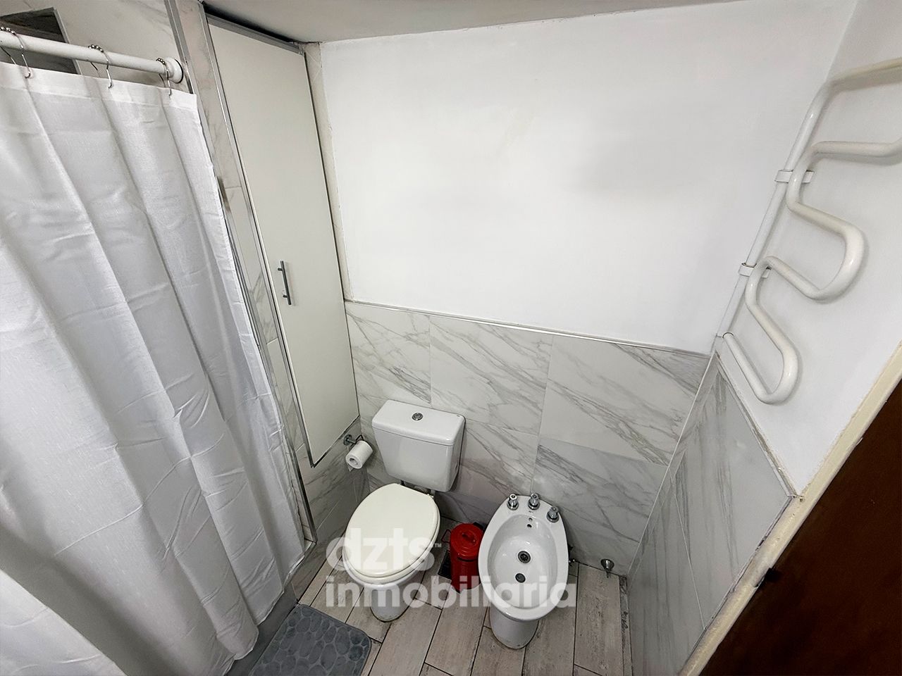 CASA 3 DORMITORIOS PLANTA ALTA - Imagen 11