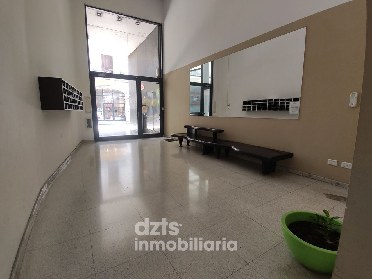 AMPLIO MONOAMBIENTE DIVISIBLE | DESTINO PROFESIONAL O VIVIENDA - Imagen 10
