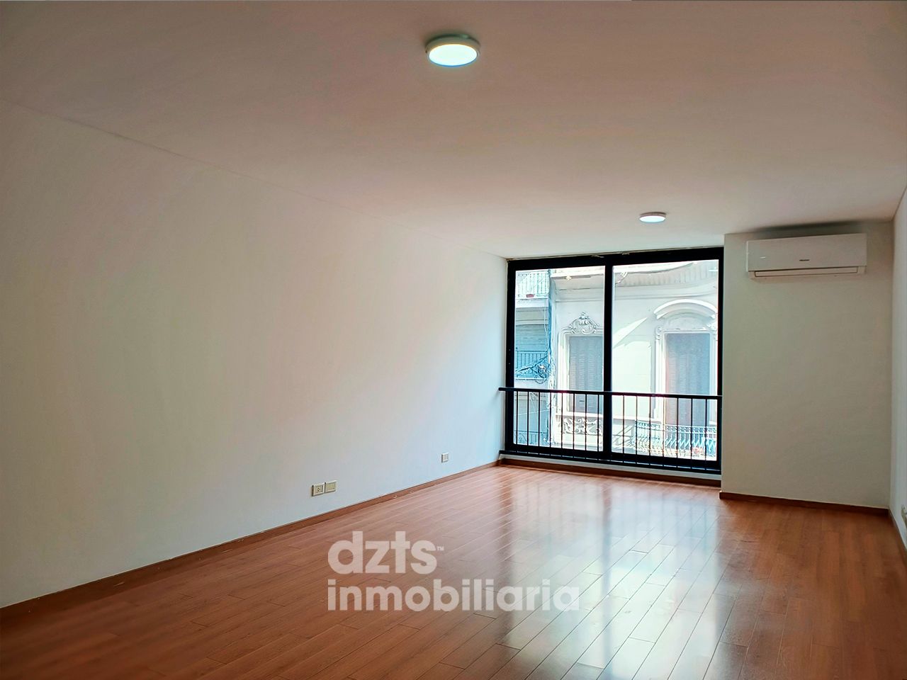 AMPLIO MONOAMBIENTE DIVISIBLE | DESTINO PROFESIONAL O VIVIENDA - Imagen 2