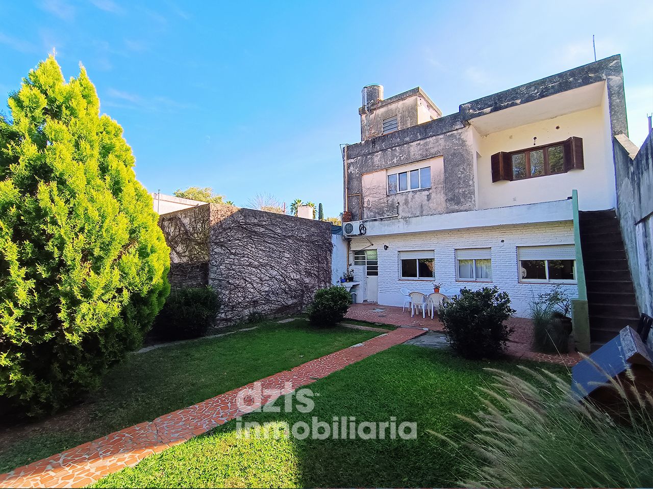 CASA EN GRANADERO BAIGORRIA - Imagen 13
